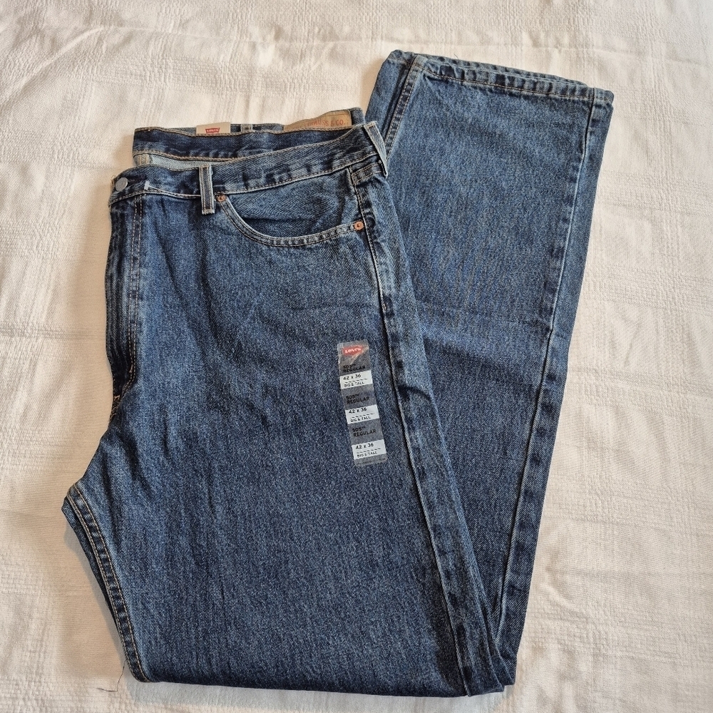 Levi's men's jeans size 42 x36 505 Regular NWT